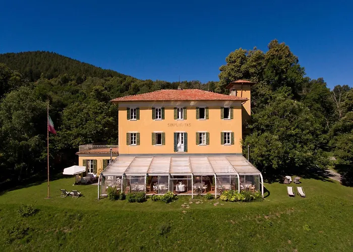 Simplicitas 2* Сан-Феделе-Интельви