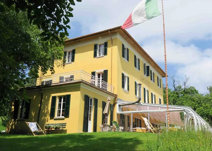 Simplicitas 2* Сан-Феделе-Интельви