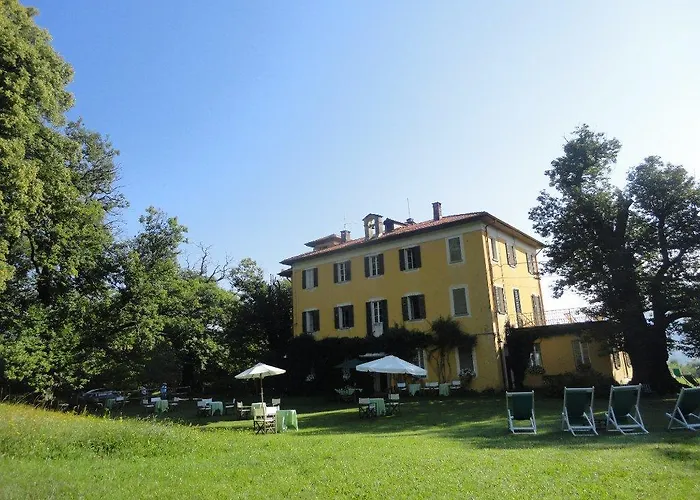 Simplicitas 2* Сан-Феделе-Интельви